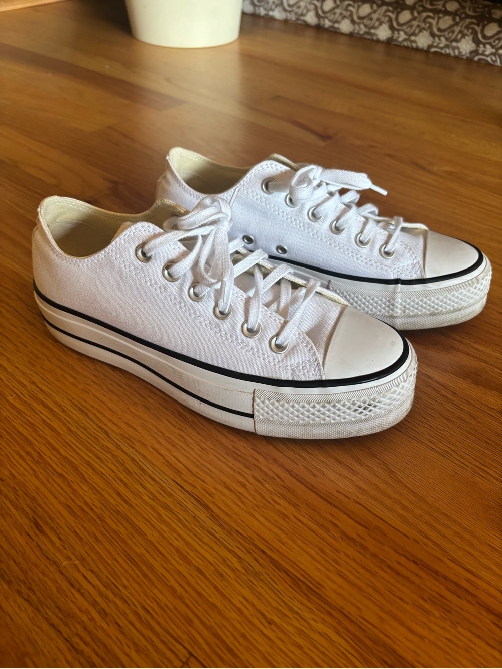 Platform White Converse